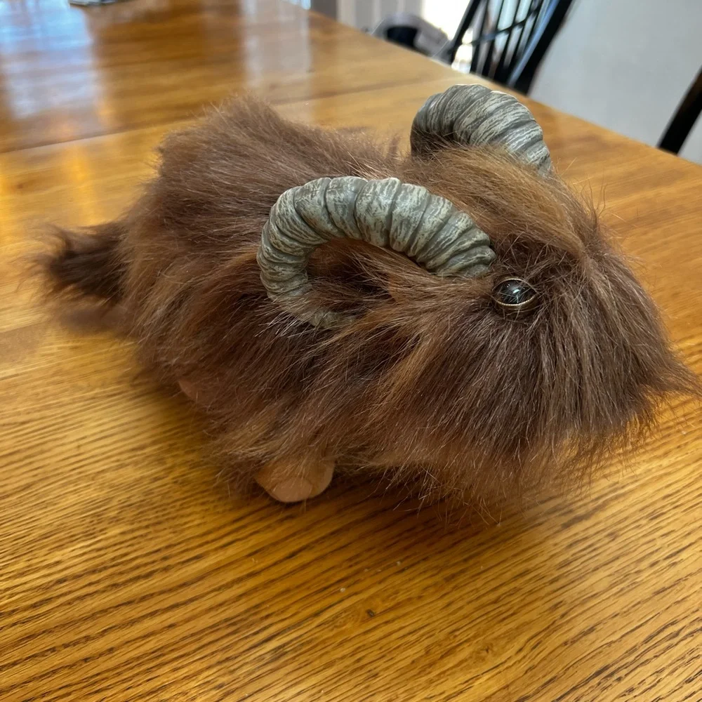 Disney Parks Star Wars Galaxy’s Edge Bantha Interactive Talking Plush – New with